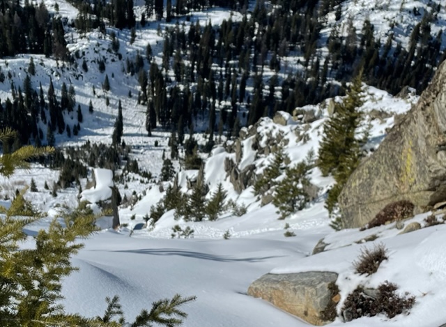 Natural, wet-loose point release, small- size D1, relatively harmless to people were starting naturally from the intense heat from the Sun Friday, just north of Brundage...we also saw some natural rollerballs falling from above the road on the point.