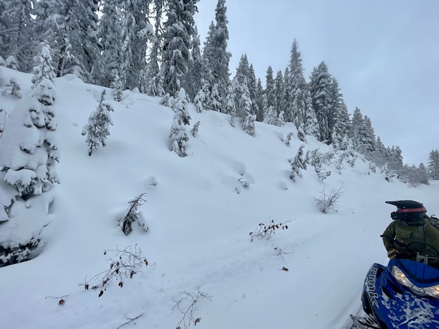 All that weight crushed down and settled the snow about a foot. Long cracks were observed on many convexities or steep rollovers that did not slide.