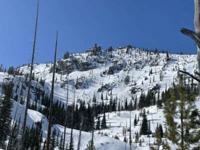 Wet loose avalanches on steep, sun-exposed terrain